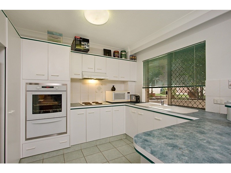 19/15-17 South Street, Kirra QLD 4225