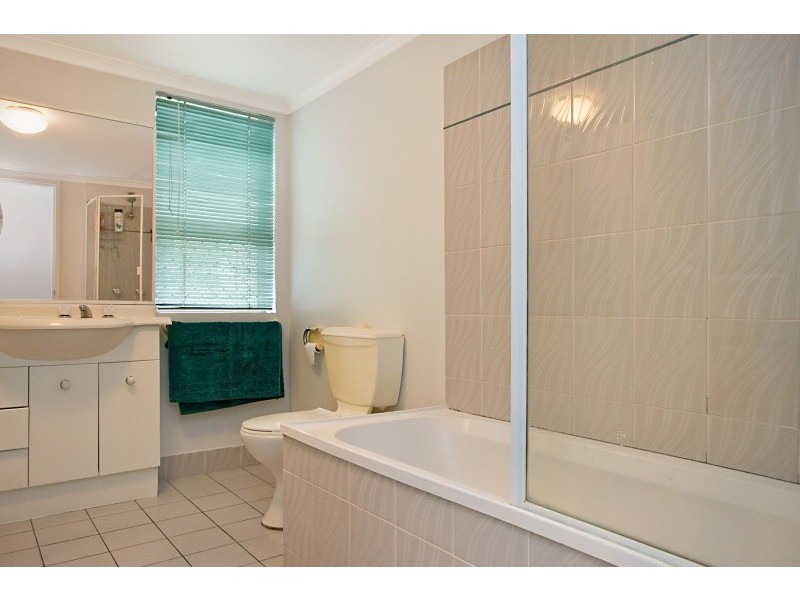 19/15-17 South Street, Kirra QLD 4225