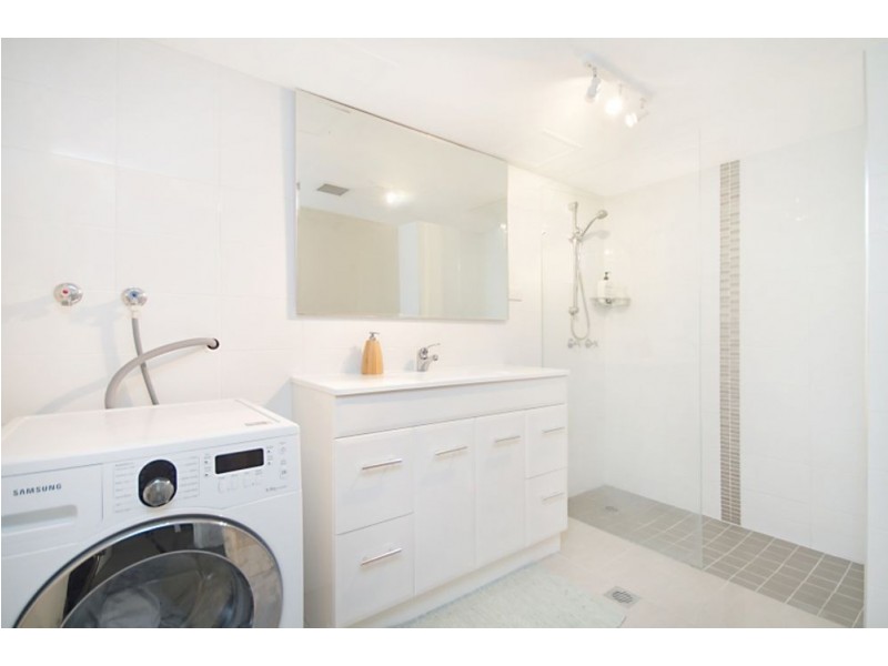 6/18 Lanham Street, Coolangatta QLD 4225