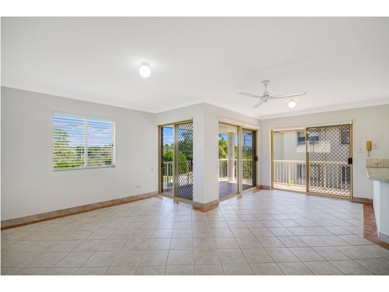 5/137 Golden Four Drive, Bilinga QLD 4225