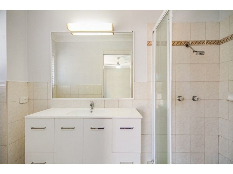 5/137 Golden Four Drive, Bilinga QLD 4225