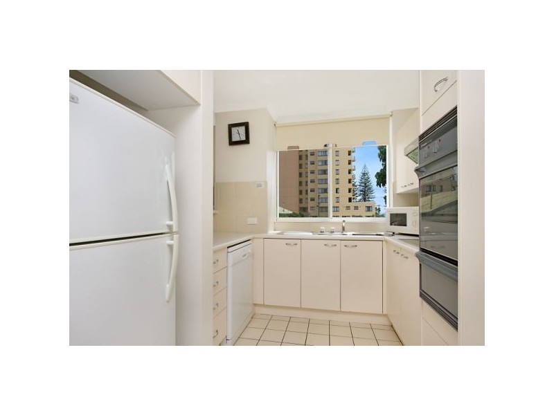 24/243 Boundary Street, Rainbow Bay QLD 4225