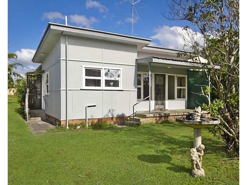 30 Philp Parade, Tweed Heads South NSW 2486