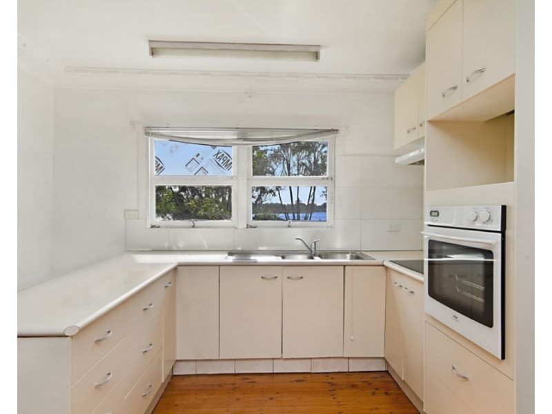 30 Philp Parade, Tweed Heads South NSW 2486