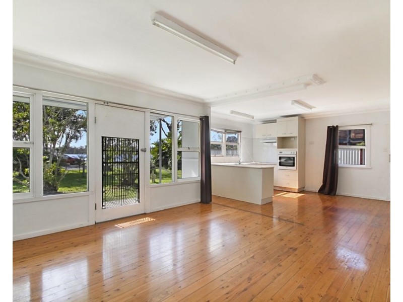 30 Philp Parade, Tweed Heads South NSW 2486