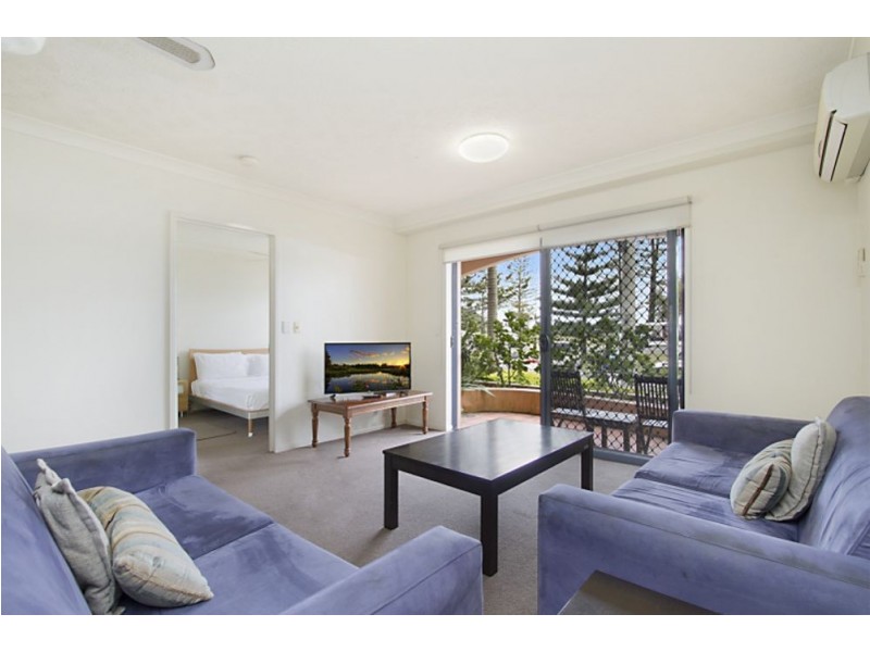8/5 Hill Street, Coolangatta QLD 4225