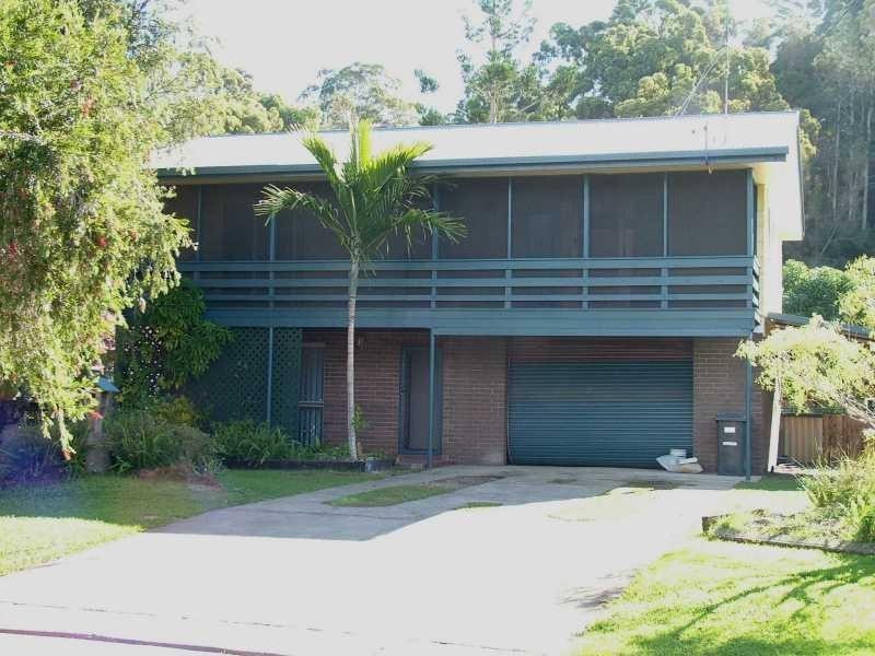 11 St Kilda Cres, Tweed Heads West NSW 2485