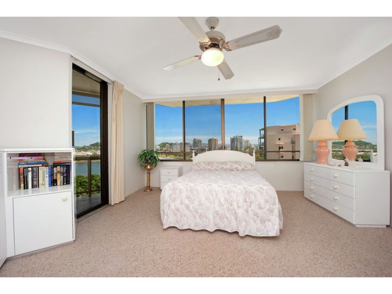 13/3 Eden Street, Rainbow Bay QLD 4225