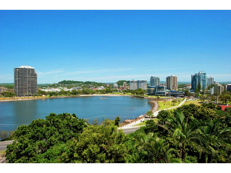 13/3 Eden Street, Rainbow Bay QLD 4225