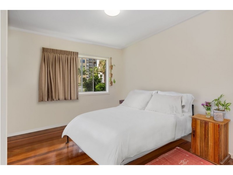 8/10-12 Garrick Street, Coolangatta QLD 4225