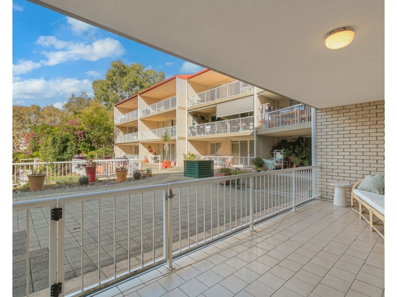 2/54 Dutton Street, Coolangatta QLD 4225
