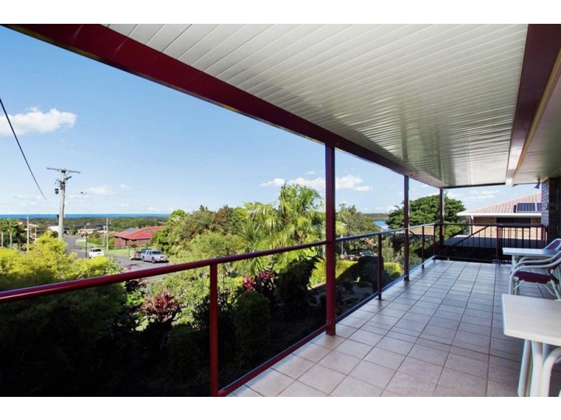 4 Mibbin Place, Banora Point NSW 2486