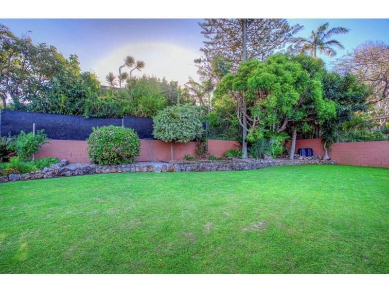 4 Mibbin Place, Banora Point NSW 2486