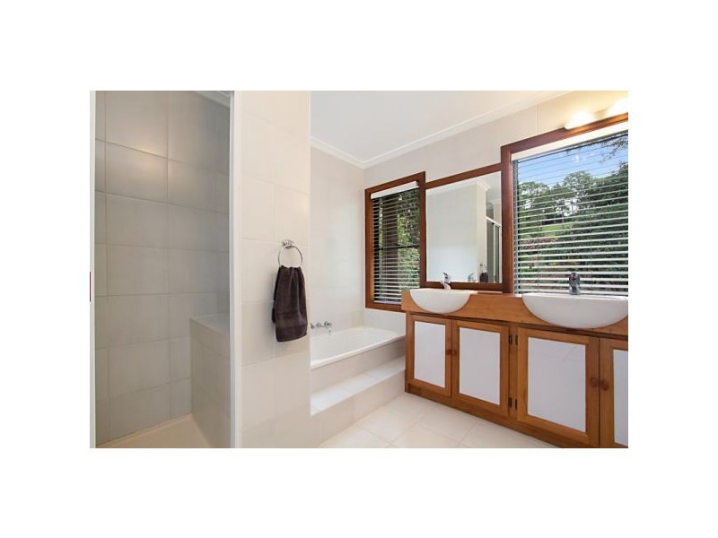 235 Beltana Drive, Bilambil NSW 2486