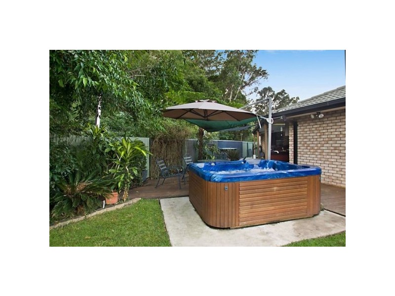 19 Peel Crt, Tweed Heads South NSW 2486