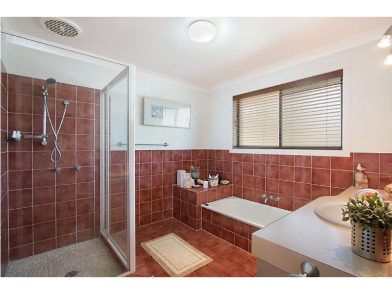 1 Boorala Court, Tugun QLD 4224