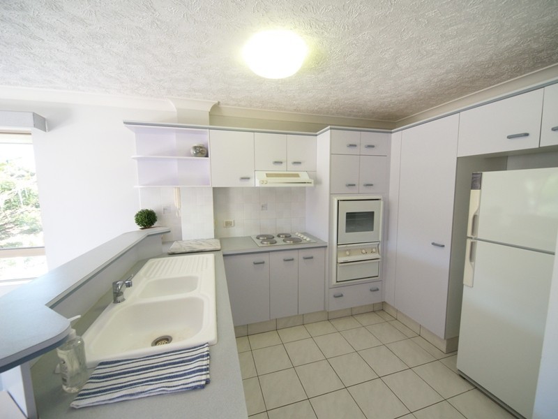 19 “Ocean Cove” 9 Ocean st, Kirra QLD 4225