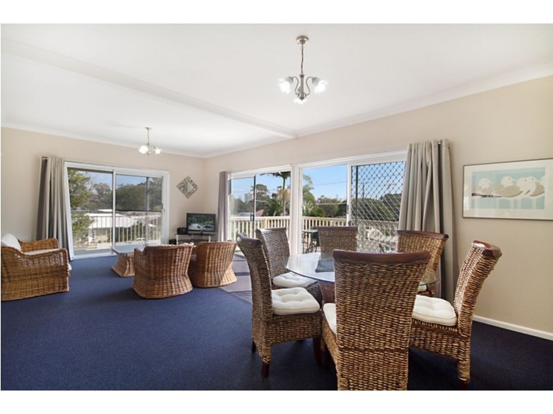 44 Miles Street, Kirra QLD 4225