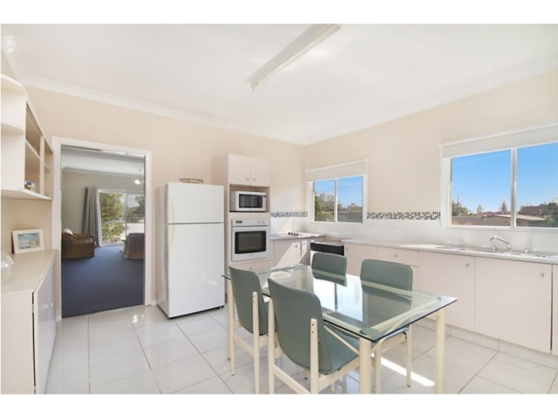 44 Miles Street, Kirra QLD 4225