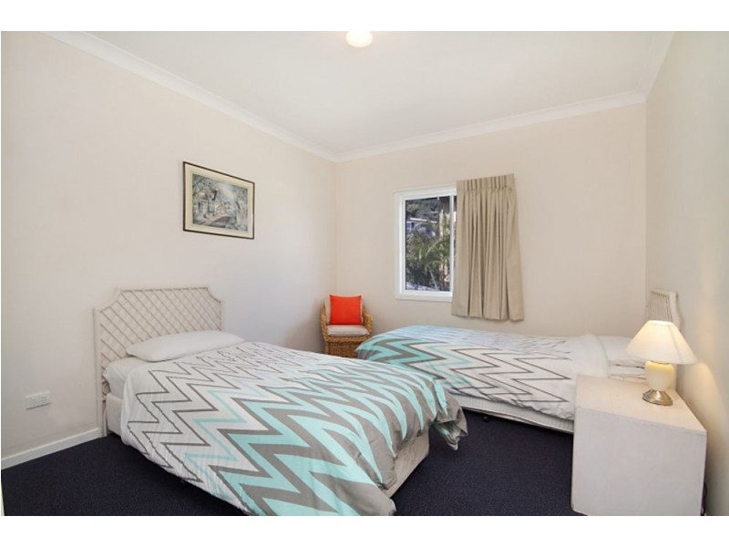 44 Miles Street, Kirra QLD 4225