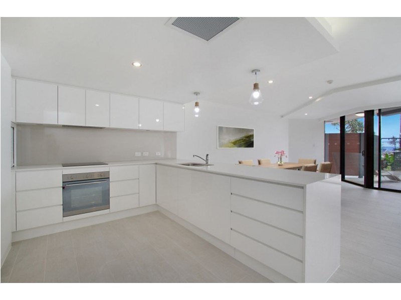 GE/828 ”The Rocks Resort”, Pacific Parade, Currumbin QLD 4223