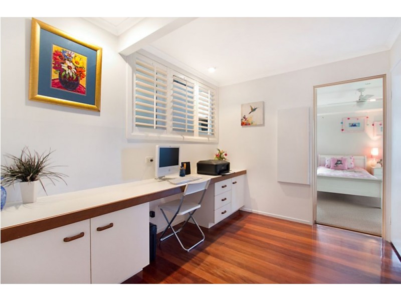 6 Bob Barnard Drive, Tugun QLD 4224