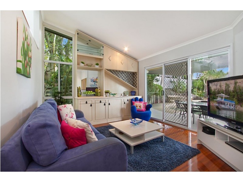 6 Bob Barnard Drive, Tugun QLD 4224