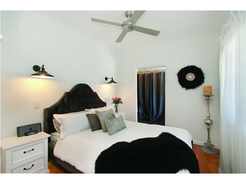 48 Tugun Street, Tugun QLD 4224