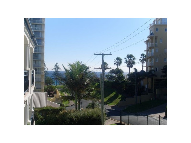 1 23 Petrie Street, Coolangatta QLD 4225