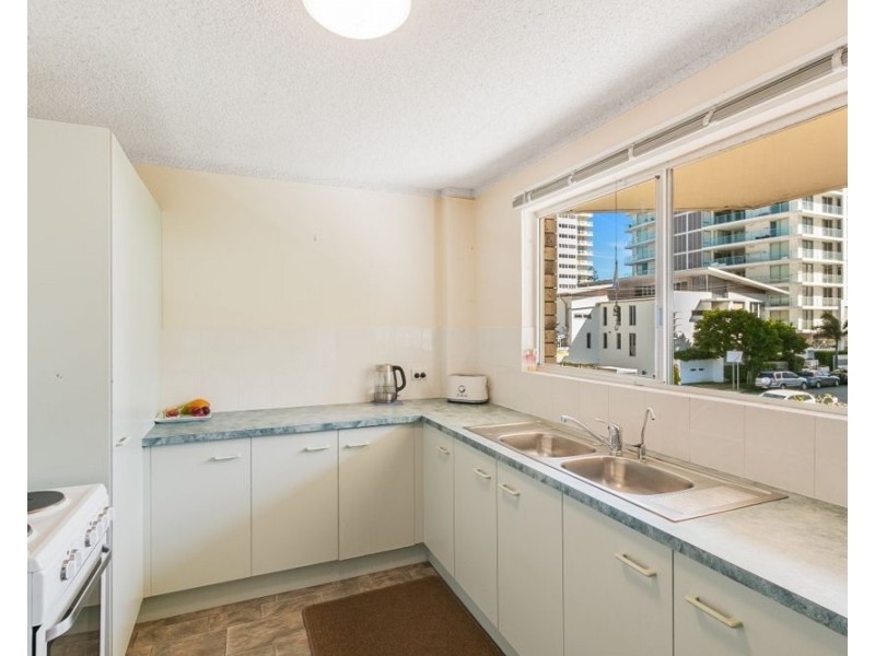 6/6 Haig Street, Kirra QLD 4225