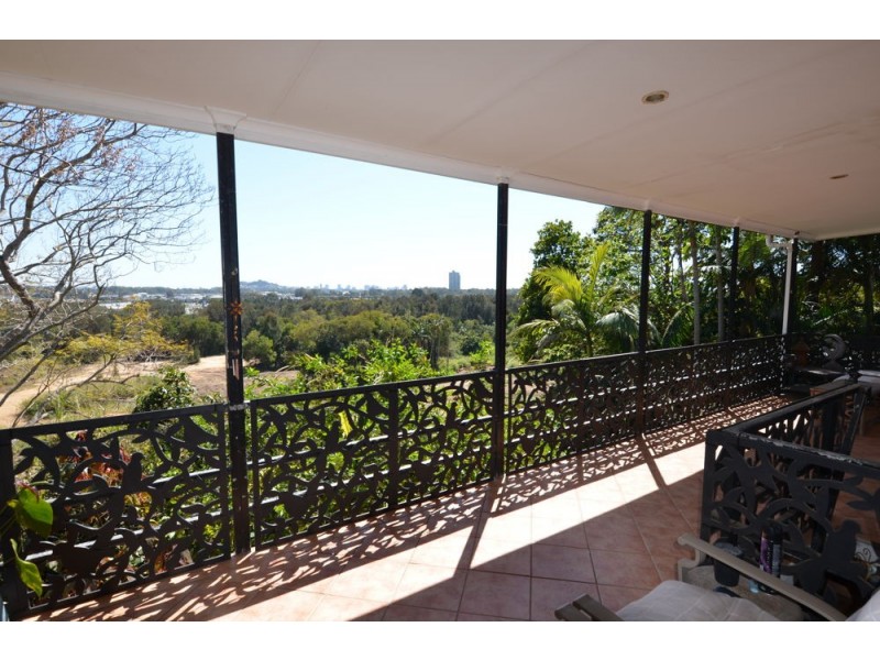 11 Elsie Street, Banora Point NSW 2486