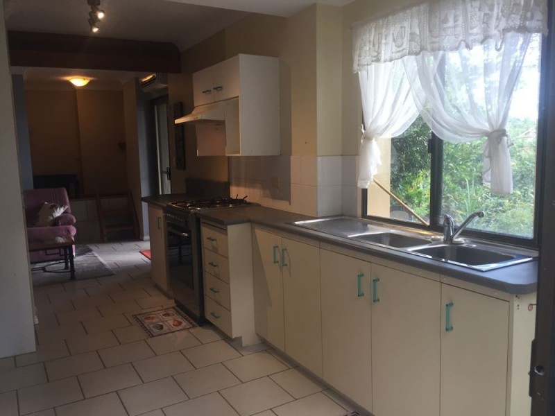 11 Elsie Street, Banora Point NSW 2486