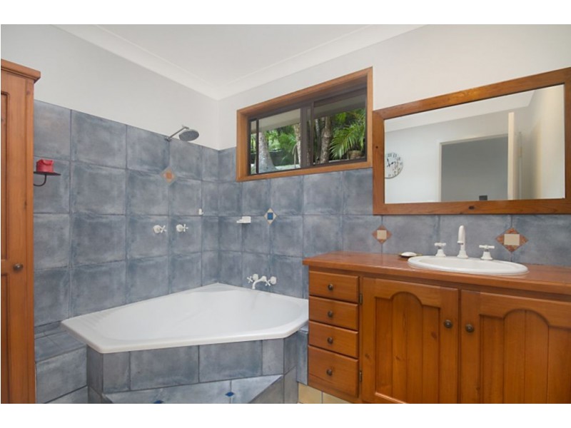 40 Inlet Drive, Tweed Heads West NSW 2485