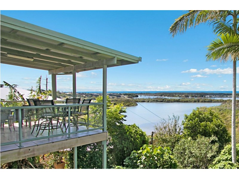 27 Old Ferry Road, Banora Point NSW 2486