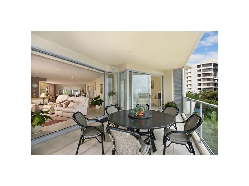 4/3 Hill st, Rainbow Bay QLD 4225