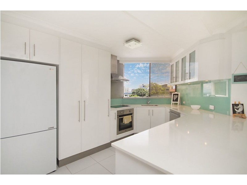 6D/3-9 Eden Street, Rainbow Bay QLD 4225