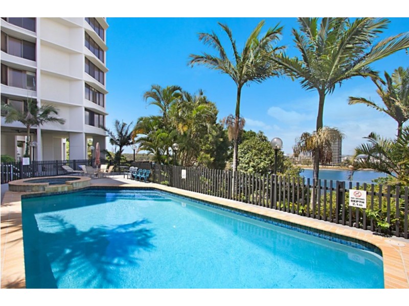 6D/3-9 Eden Street, Rainbow Bay QLD 4225