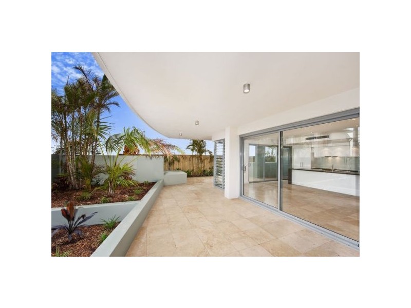 1/2-4 Boundary Lane, Rainbow Bay QLD 4225