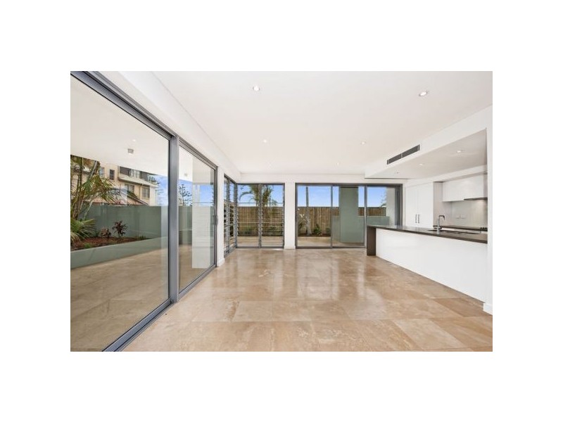 1/2-4 Boundary Lane, Rainbow Bay QLD 4225