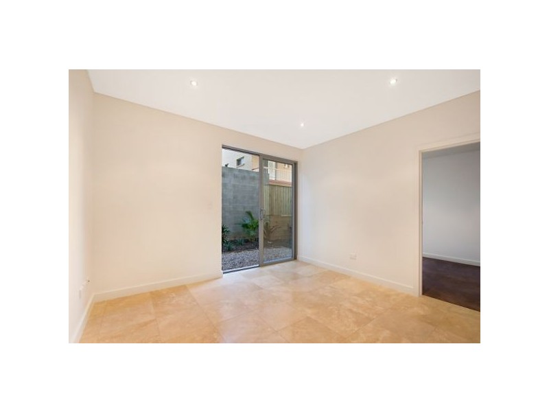 1/2-4 Boundary Lane, Rainbow Bay QLD 4225