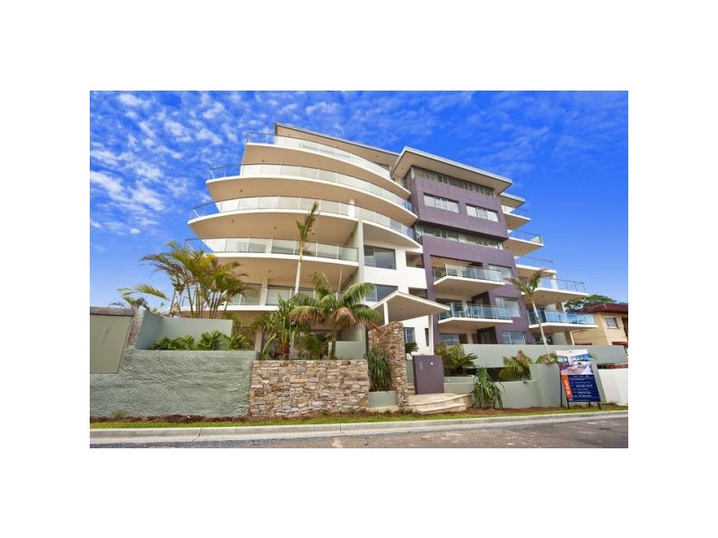 2/2-4 Boundary Lane, Rainbow Bay QLD 4225