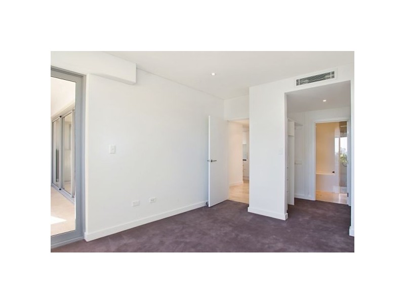 2/2-4 Boundary Lane, Rainbow Bay QLD 4225