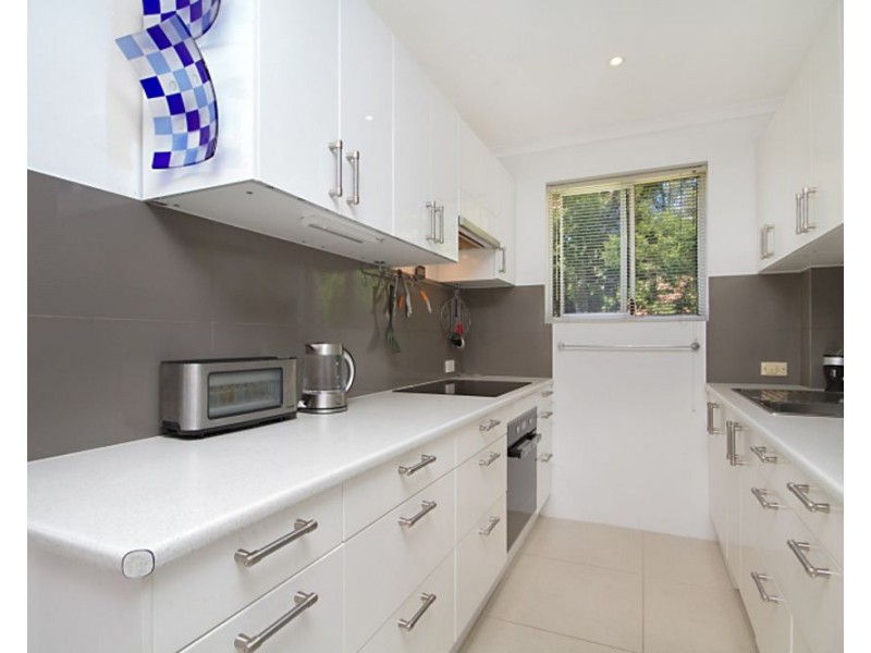 16/28 Miles Street, Kirra QLD 4225