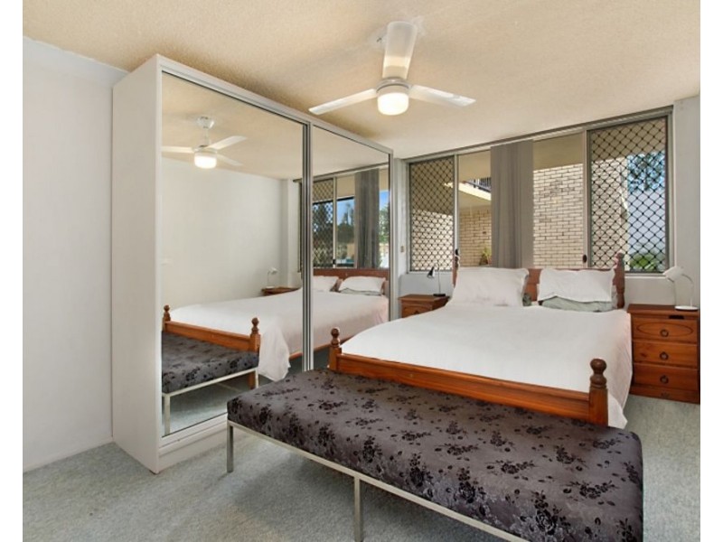 6/30 Lanham Street, Coolangatta QLD 4225
