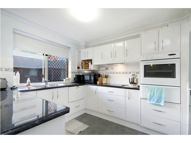 26/15-17 South Street, Kirra QLD 4225