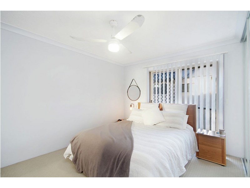 26/15-17 South Street, Kirra QLD 4225