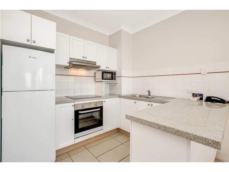 101-103/99 Griffith Street, Coolangatta QLD 4225