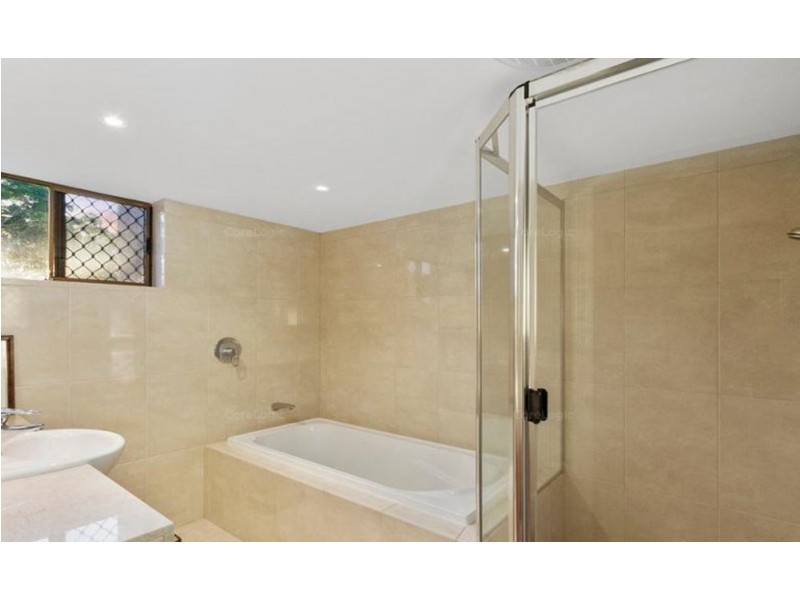 86 Rutledge Street, Coolangatta QLD 4225