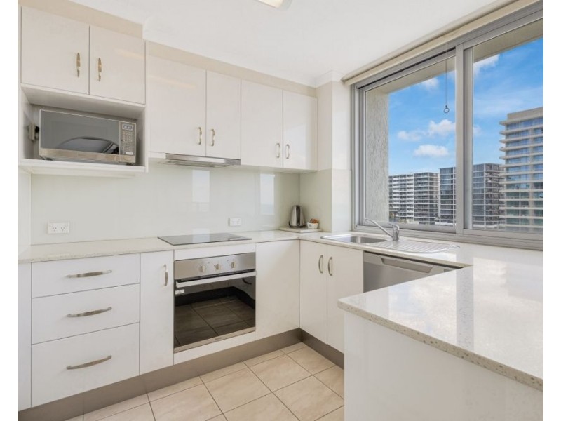 30/22 Marine Parade, Coolangatta QLD 4225