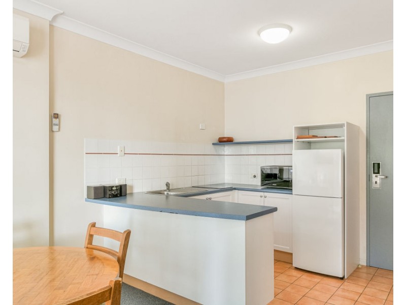 146/99 Griffith Street, Coolangatta QLD 4225